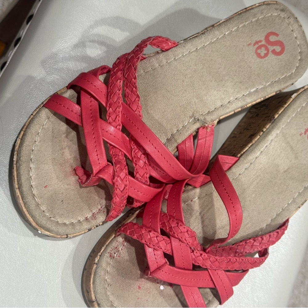 SO Sandals